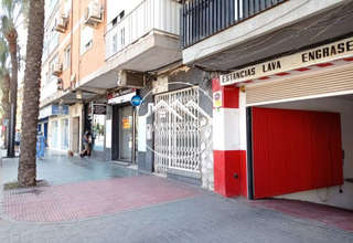 Commercial premise for sale in Avda Cabo de Gata, Almería. 